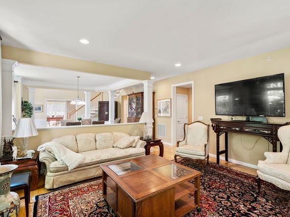 26 Stonebridge Dr 26, Hanson MA 02341
