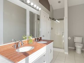54 Cavendish Circle 54, Salem MA 01970
