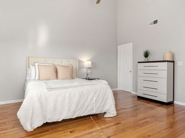 54 Cavendish Circle 54, Salem MA 01970