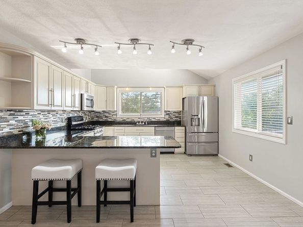 54 Cavendish Circle 54, Salem MA 01970