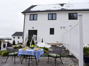 189 Electric A, Lunenburg MA 01462