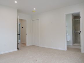 189 Electric A, Lunenburg MA 01462