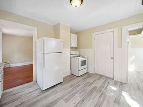 2 Clifford St, Middleboro MA 02346