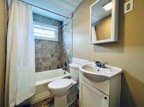 2 Clifford St, Middleboro MA 02346