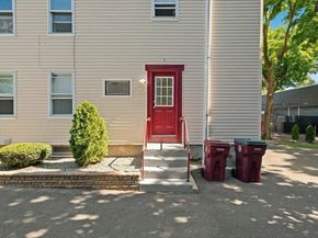 2 Clifford St, Middleboro MA 02346