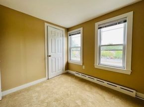 2 Clifford St, Middleboro MA 02346