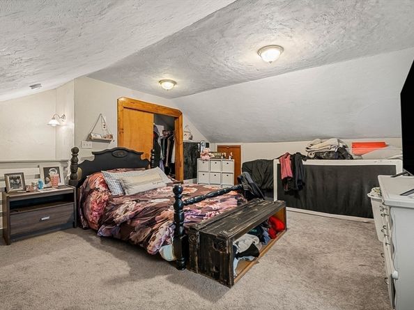 275 Lynnfield St 275, Lynn MA 01904