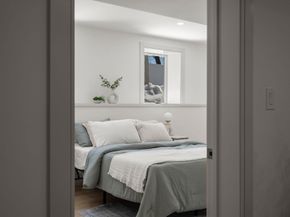 10-12 Clyde Rd 1, Watertown MA 02472