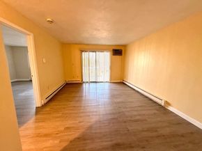 915 Edgell Rd 61, Framingham MA 01701