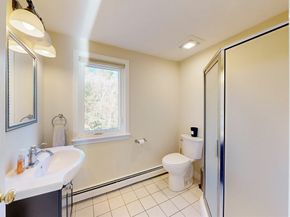 14 Baltzer Dr, Pembroke MA 02359