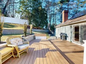14 Baltzer Dr, Pembroke MA 02359