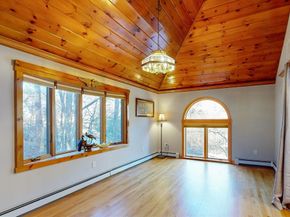 14 Baltzer Dr, Pembroke MA 02359