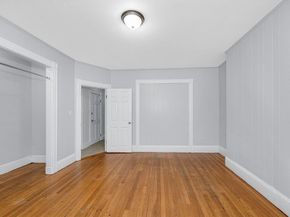884 Huntington Ave, Boston MA 02115