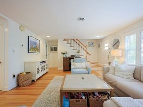 26B Pleasant St B, Wellesley MA 02482