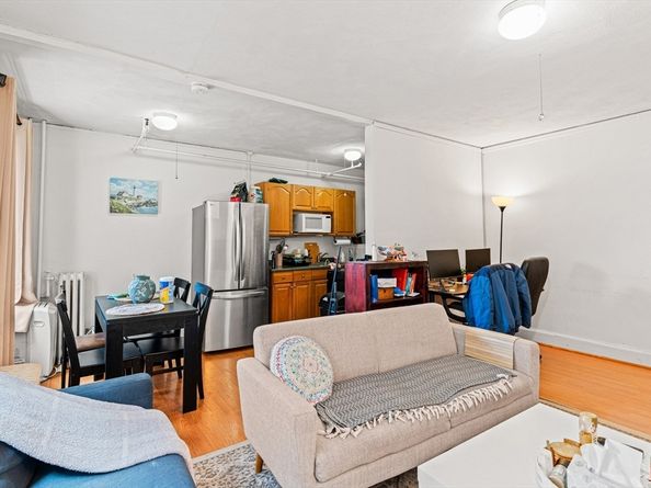 1607 Commonwealth Ave 4, Boston MA 02135