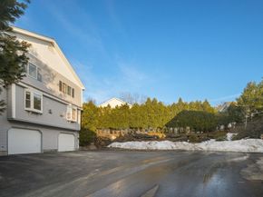 73 Half Crown Cir 73, Ashland MA 01721