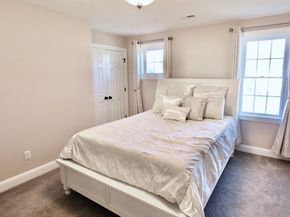 10 Oak Meadow Pl 10, Bridgewater MA 02324