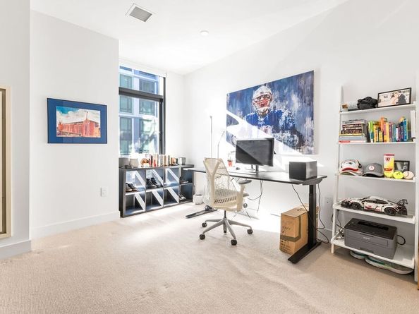 40 Traveler St 303, Boston MA 02118