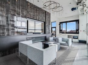 40 Traveler St 303, Boston MA 02118