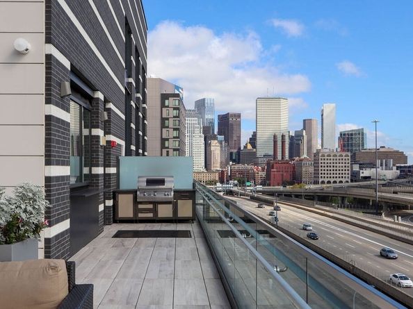 40 Traveler St 303, Boston MA 02118