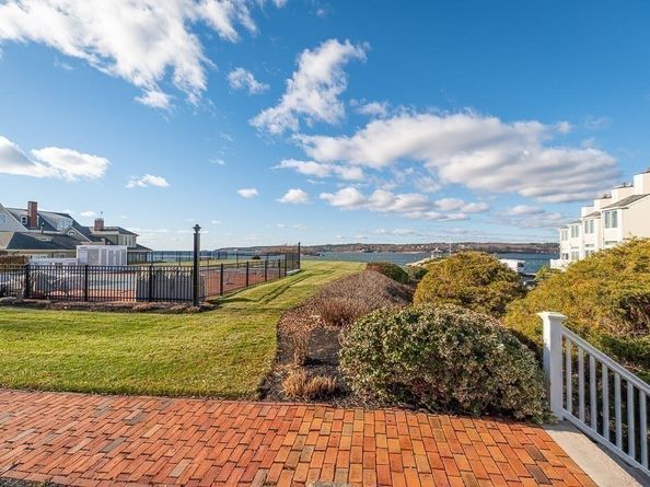 7 Rackliffe St H1, Gloucester MA 01930