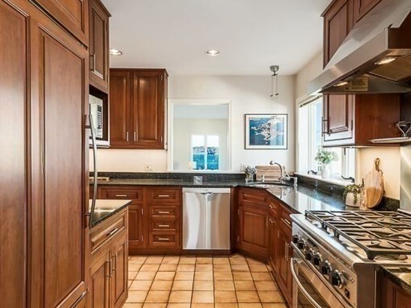 7 Rackliffe St H1, Gloucester MA 01930