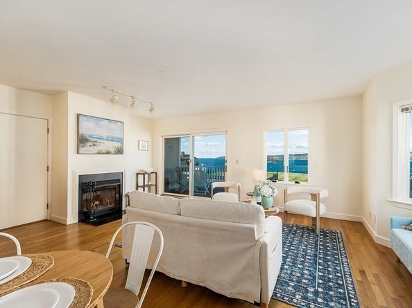 7 Rackliffe St H1, Gloucester MA 01930