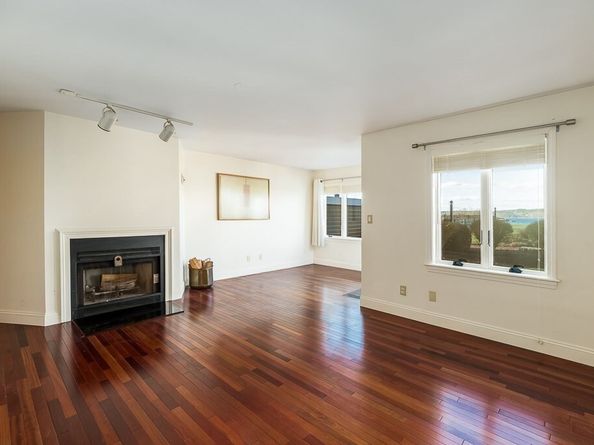 7 Rackliffe St H1, Gloucester MA 01930