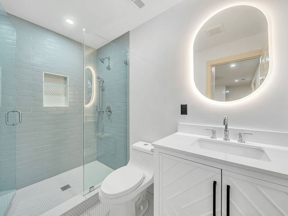 25 Shaw Rd, Wellesley MA 02481