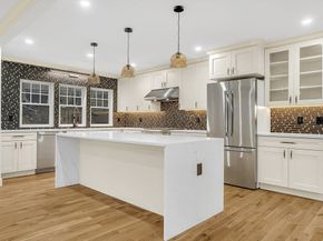 25 Shaw Rd, Wellesley MA 02481