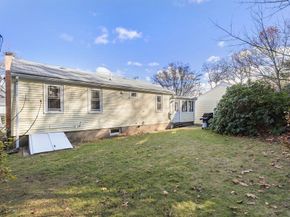 701 Greendale Ave, Needham MA 02492