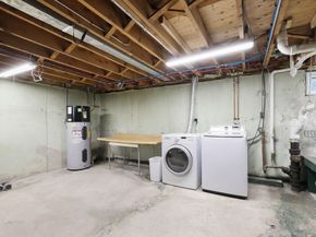 701 Greendale Ave, Needham MA 02492