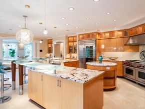 16 Meriam St, Lexington MA 02420