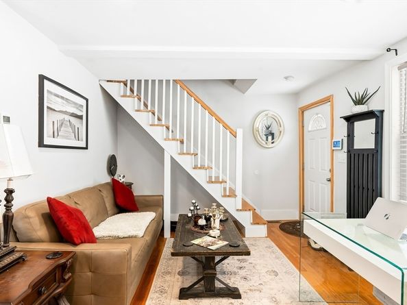 29 Kimball St, Brookfield MA 01506