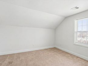 29 Kimball St, Brookfield MA 01506