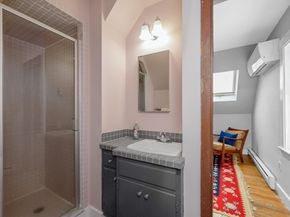 19 Chestnut Ter, Newton MA 02459