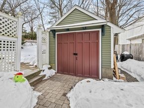 19 Chestnut Ter, Newton MA 02459