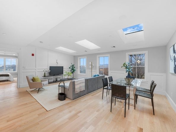 30 Dighton 4, Boston MA 02135