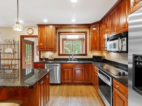 35 Alden Rd, Swampscott MA 01907