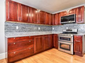 30 Franklin St, Marlborough MA 01752