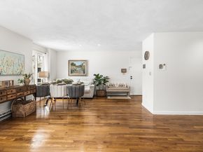 55 Staffordshire Ln B, Concord MA 01742