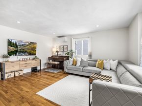 55 Staffordshire Ln B, Concord MA 01742