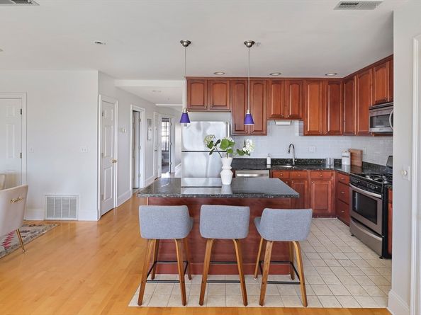 1306 Columbia Road 5C, Boston MA 02127