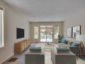 801 Sherwood Forest Ln 801, Saugus MA 01906