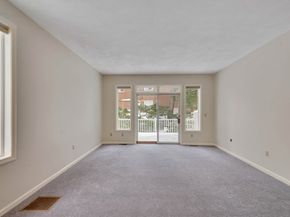 801 Sherwood Forest Ln 801, Saugus MA 01906