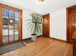 13 Harwood St, Oxford MA 01540