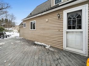 13 Harwood St, Oxford MA 01540