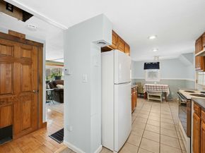 13 Harwood St, Oxford MA 01540