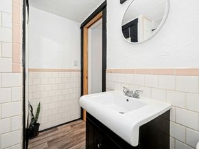 13 Harwood St, Oxford MA 01540