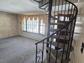 4 Annella Rd, Brockton MA 02302